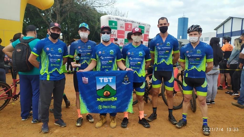 Tijucas Bike Team conquista pdios em evento de Itapema