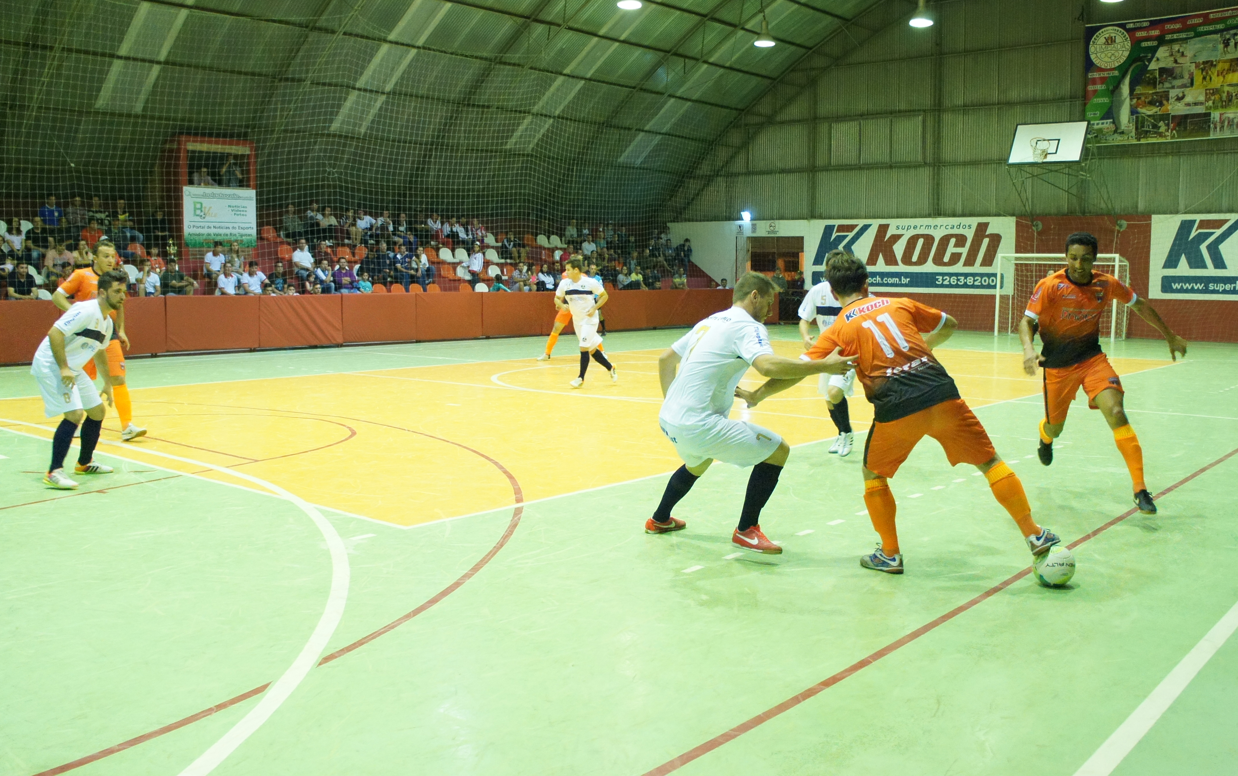 Comea o campeonato de futsal em Tijucas